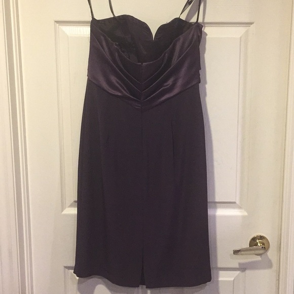 💕💕Host Pick💕💕NWOT Montage strapless eveningdress col. plum/wine - Picture 2 of 6